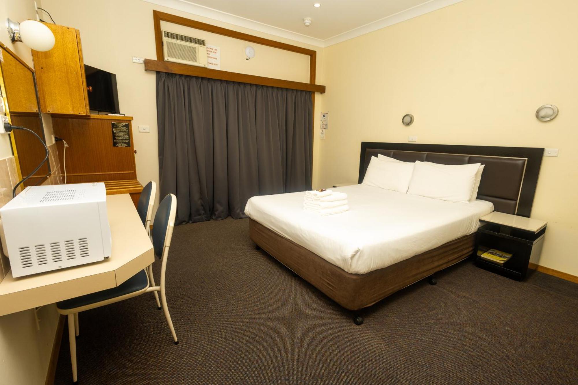 Gosford Inn Motel Buitenkant foto