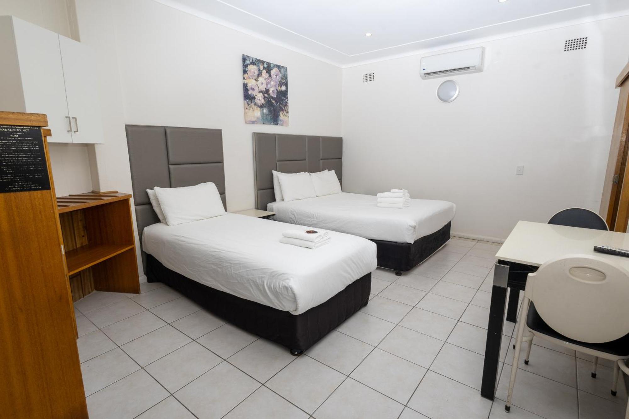 Gosford Inn Motel Buitenkant foto