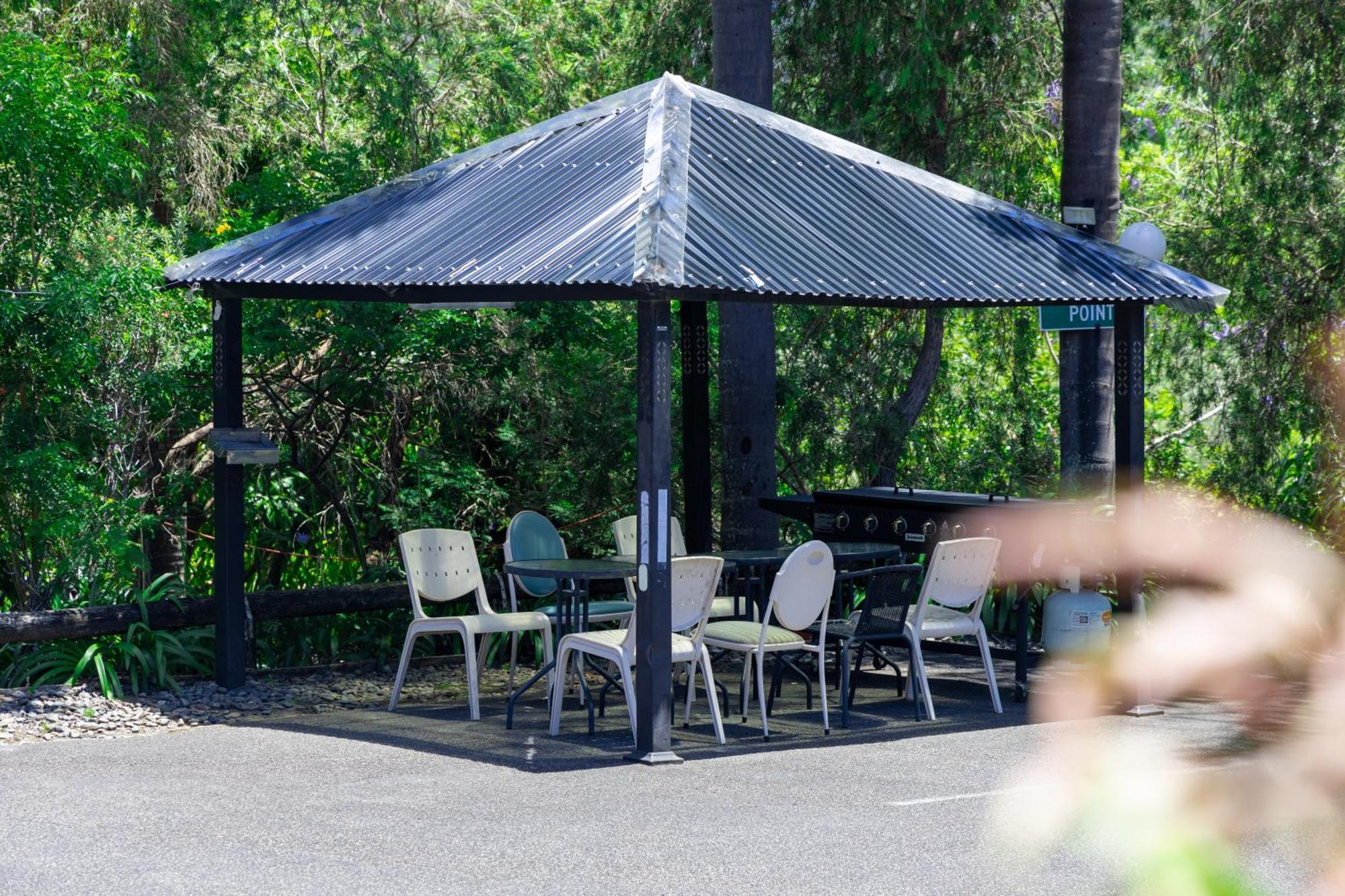 Gosford Inn Motel Buitenkant foto
