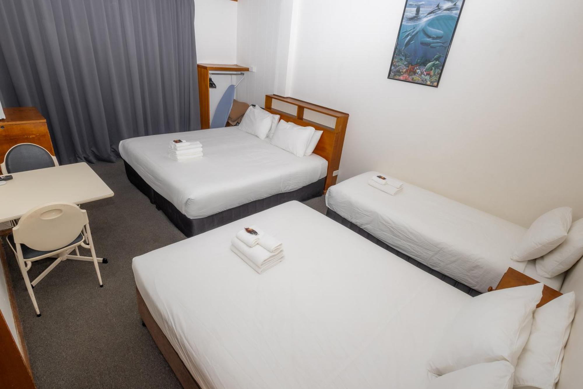 Gosford Inn Motel Buitenkant foto